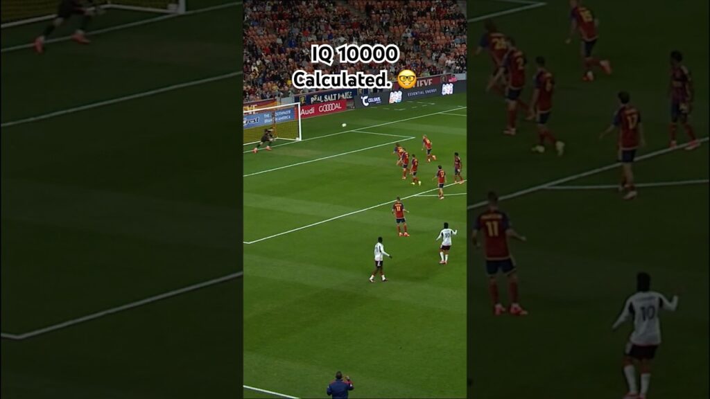 Jesus Ferreira catches the defense sleeping!😴