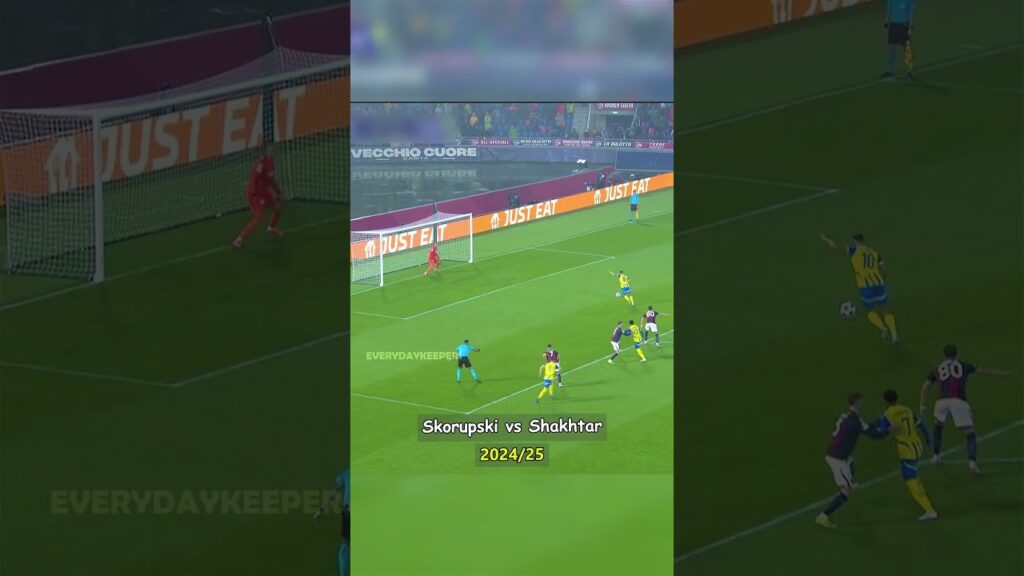 Gregor Kobel top save to get his clean sheet  | Best GK Saves 2024/25 | #28 🧤⚽️ #football #shorts