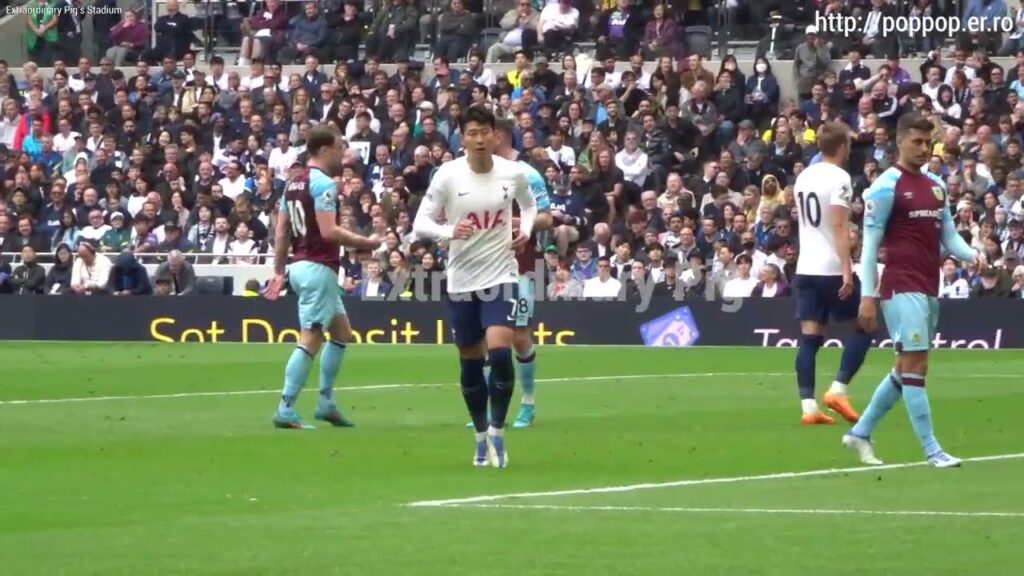 코너킥 차러 관중석쪽으로 오는 손흥민 20220515 토트넘:번리