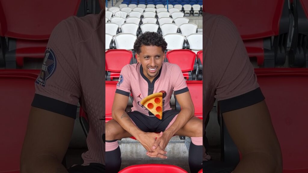 📲👀 Emoji challenge with Marquinhos 🤣