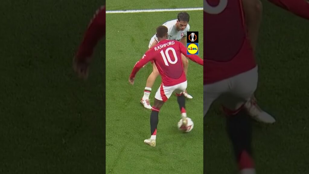 Roulettes, elasticos and insane goals 🥶 #UEL always provides quality 🤩