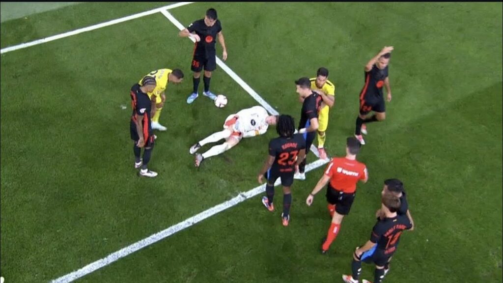 Marc-Andre ter stegen got injured in Villarreal vs Barcelona (1-2) Spanish League Football Match