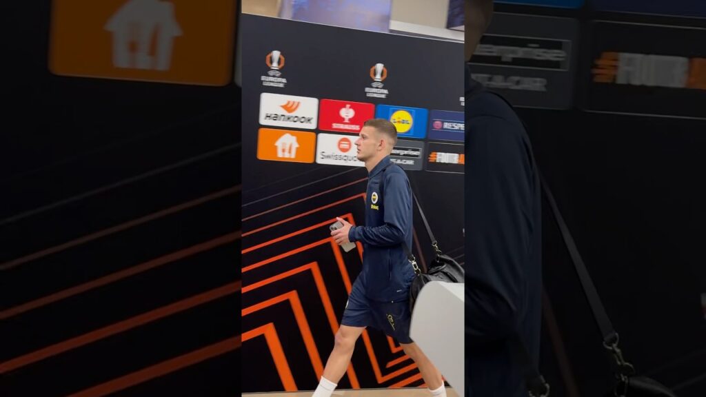 Sebastian Szymanski’nin performansını nasıl buldunuz? #fenerbahçe