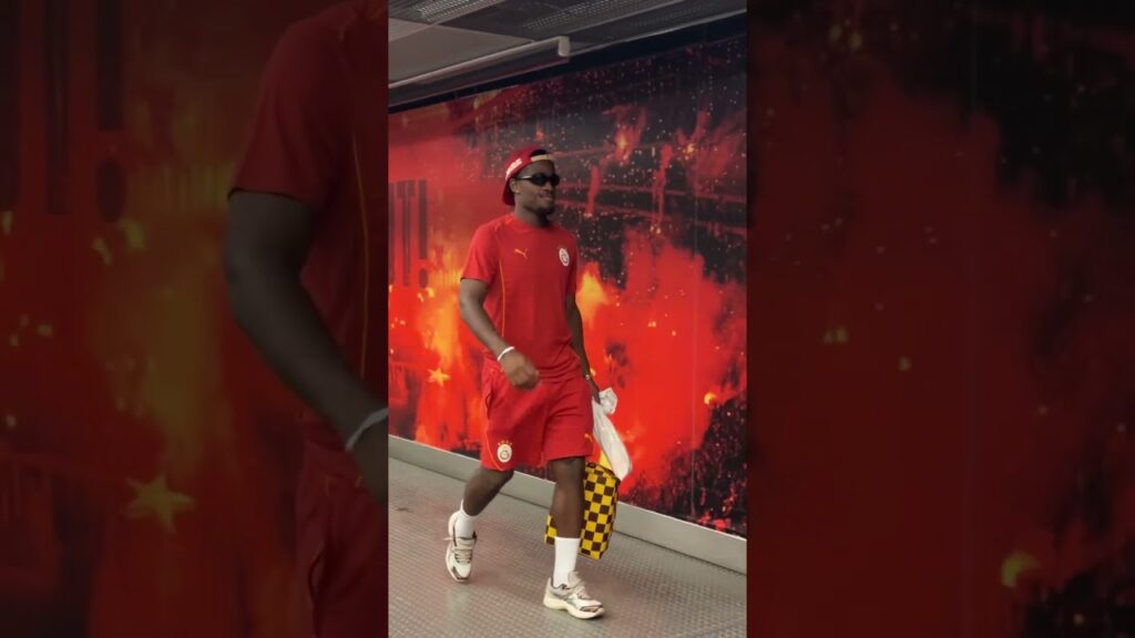 Michy Batshuayi’nin maç sonu tarzı! #galatasaray