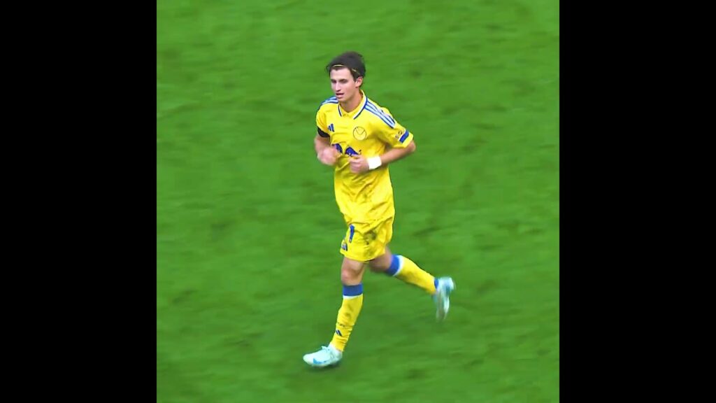 🔍Spotlight: Brenden Aaronson - Leeds United vs Cardiff City #LUFC x @AMT_Auto