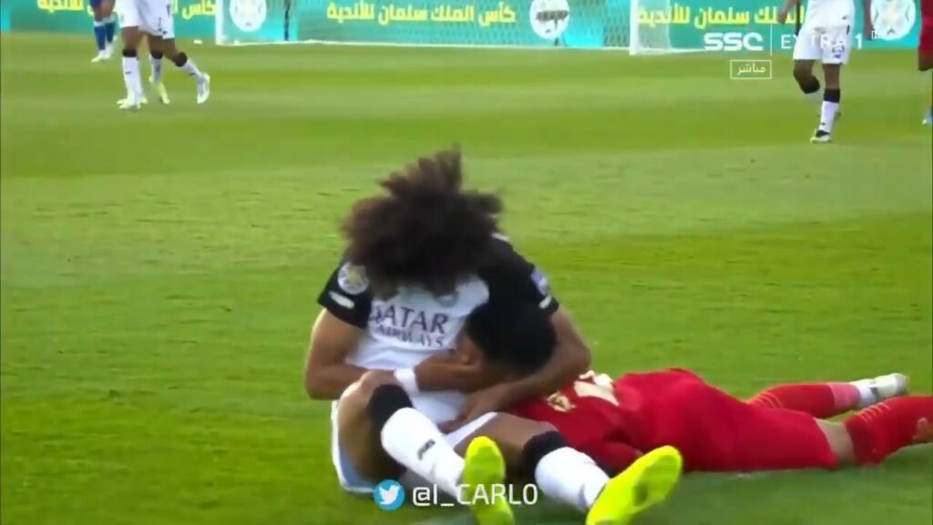 لقطه غريبه للاعب السد اكرم عفيف مع لاعب الترجي🫣😬