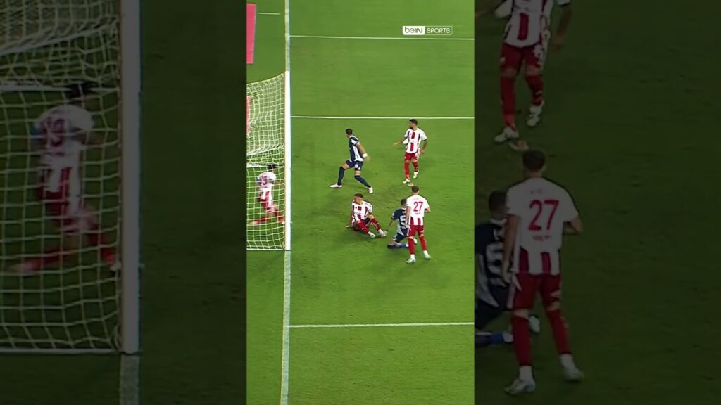 👀 Szymanski, net bir gol pozisyonundan yararlanamadı! #shorts #fenerbahçe