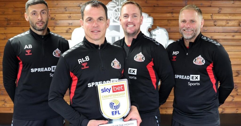 Sunderland boss Regis Le Bris wins Manager of the Month award