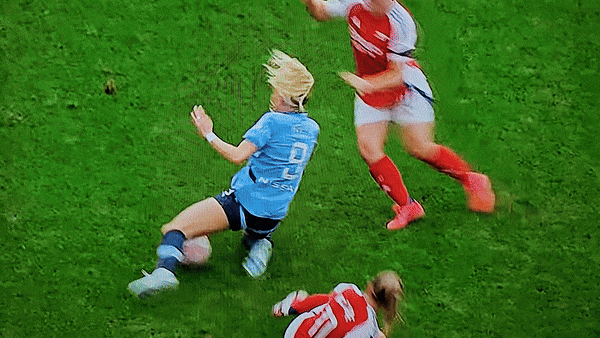 Love a bit of Katie trolling