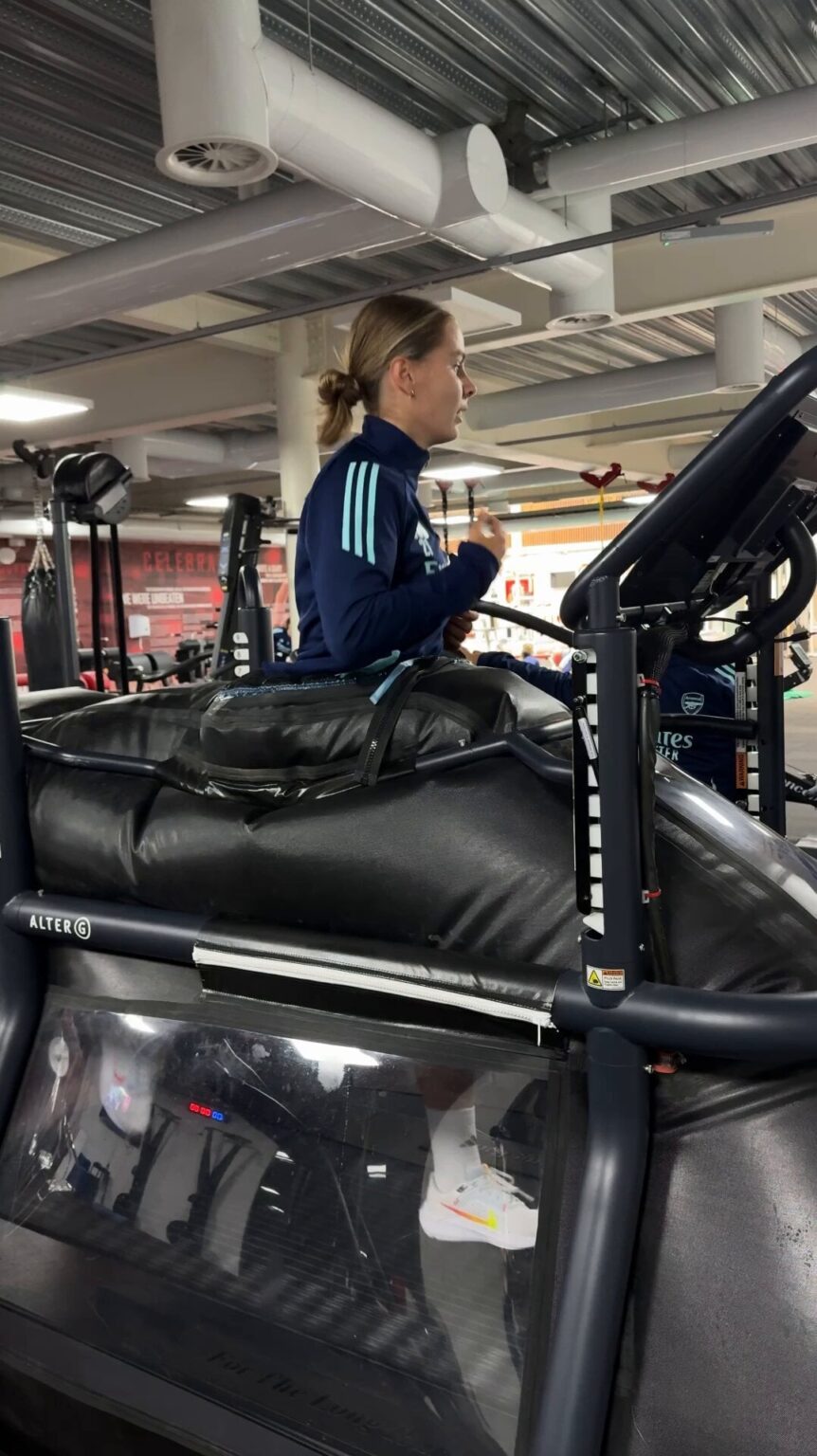 Forget UWCL, Vic Pelova running!!!