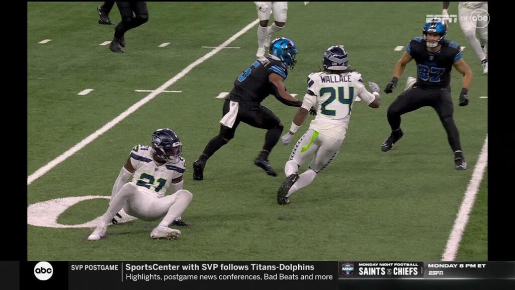 Montgomery is tackle-breaking machine on 40-yard pickup