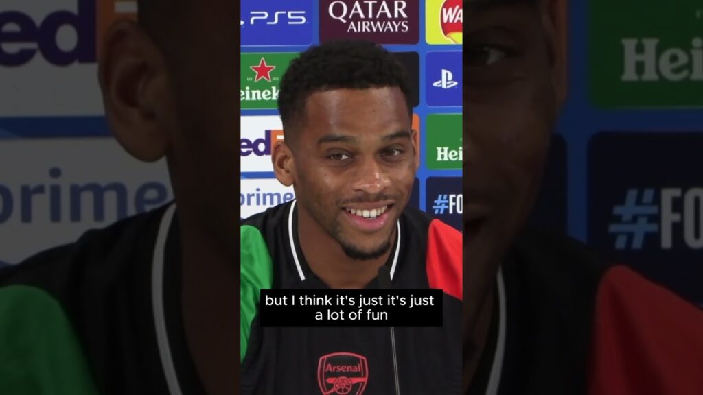 Jurrien Timber on sharing a bedroom with twin Quinten whilst being a professional footballer🤣