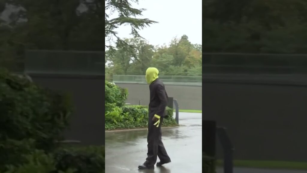 😬 L'incroyable arrivée d'Ibrahima Konaté à Clairefontaine ! #shorts