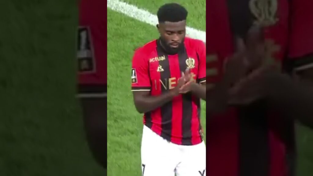 DAZN-Kommentator zweifelt am Alter von Youssoufa Moukoko