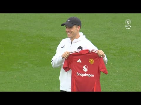 MANUEL UGARTE Unveiling at Old Trafford🔥Fans Give Ugarte Amazing Standing Ovation 👏 United