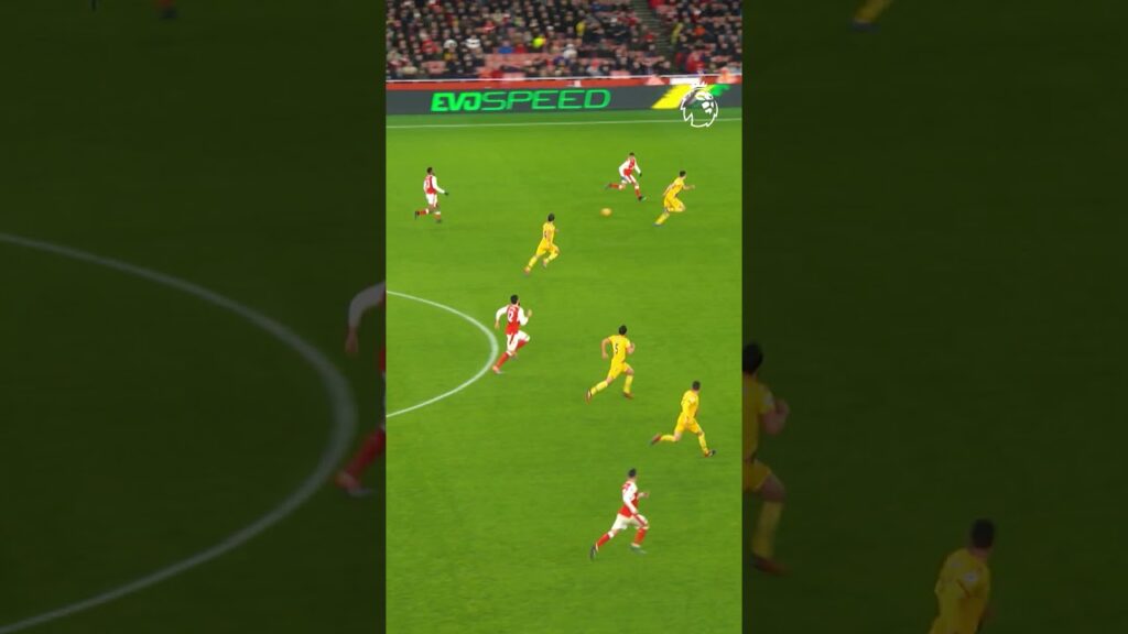 Giroud's EPIC Scorpion Kick goal