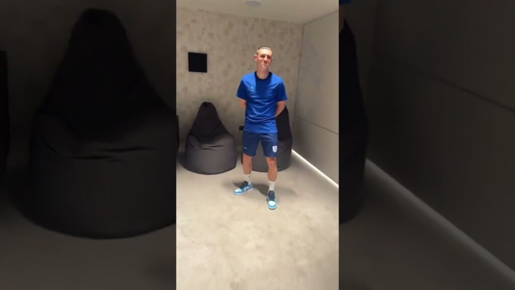 Saka and Foden 🎯😂(via BukayoSaka87/IG) #shorts