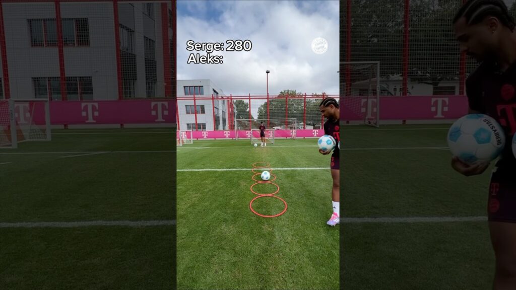 Gnabry 🆚 Pavlović in the second mini game 👊