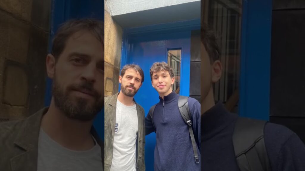 He got the pictures with Bernardo Silva 😂 (via hsen_abdallah/TT) #shorts