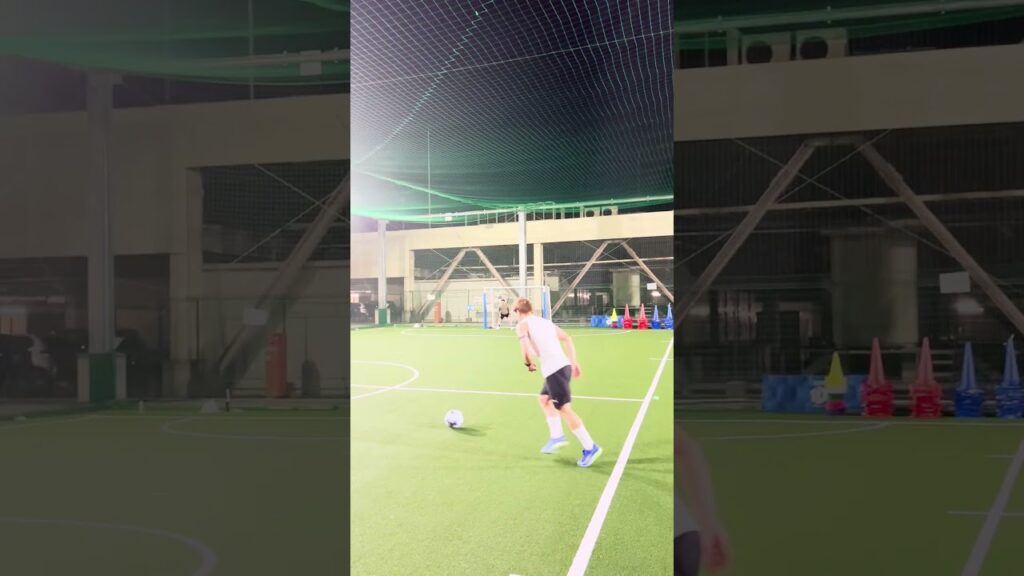 【自主練】堂安律、すんげーシュートうちます。