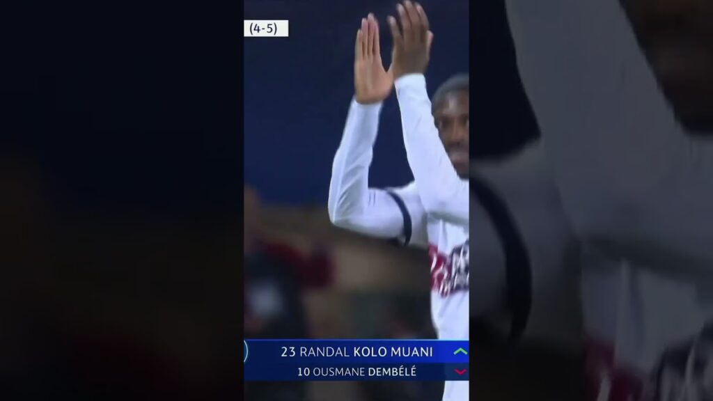 Dembele could not care less about the Barcelona fans booing him 🤣 #UCL