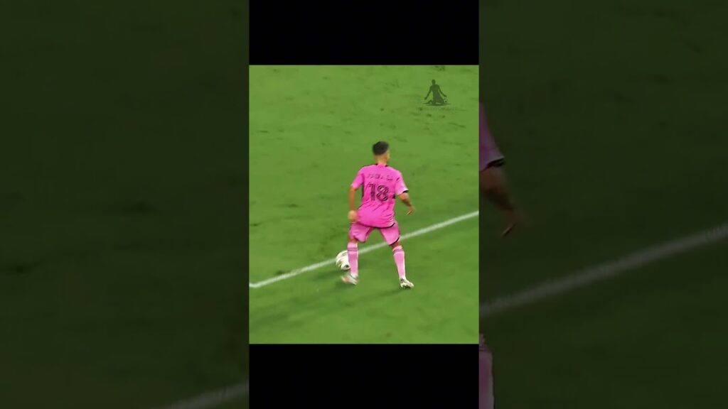 Messi & Jordi Alba Play 🤩