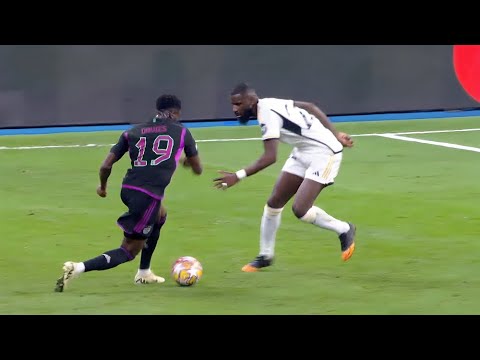 Alphonso Davies is the best LB in the world right now