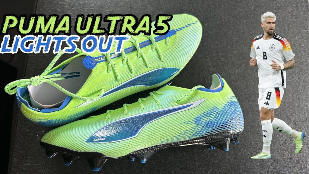 Puma Ultra 5 Carbon | Lights out Pack | Robert Andrich & Olivier Giroud Boot