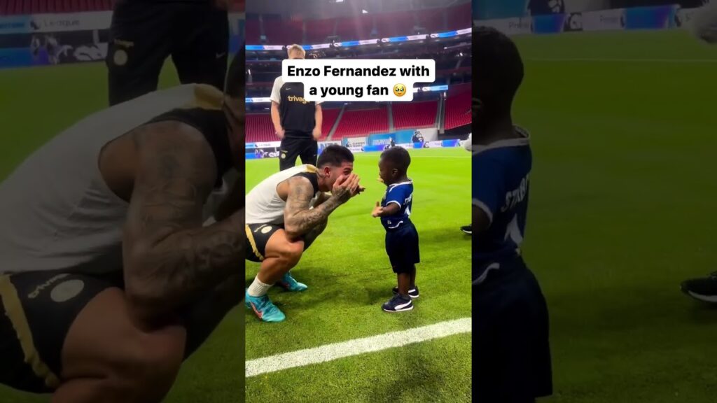 Enzo Fernandez playing Peekaboo is the wholesome content we needed 💙