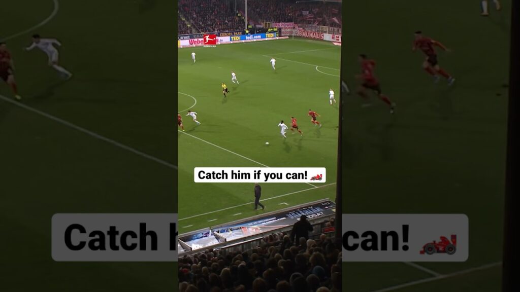 DAVIES 🫨💨 FC Bayern‘s Roadrunner ⚡️