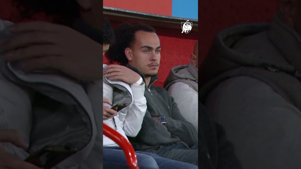 We see you, Arthur Theate. 👀