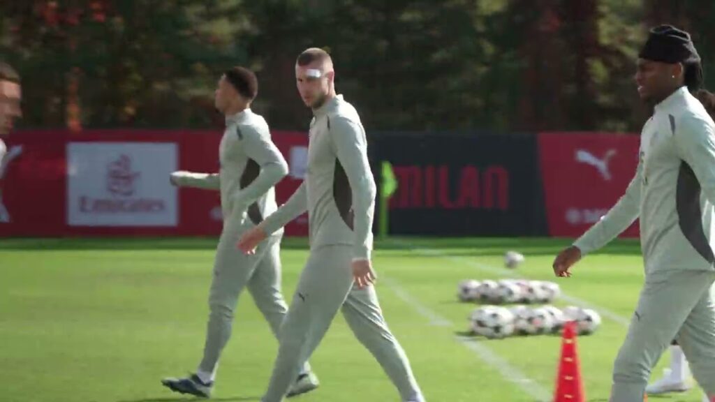 MILAN BRUGGE | ALLENAMENTO prima della gara di CHAMPIONS LEAGUE | Guardate chi si rivede a Milanello