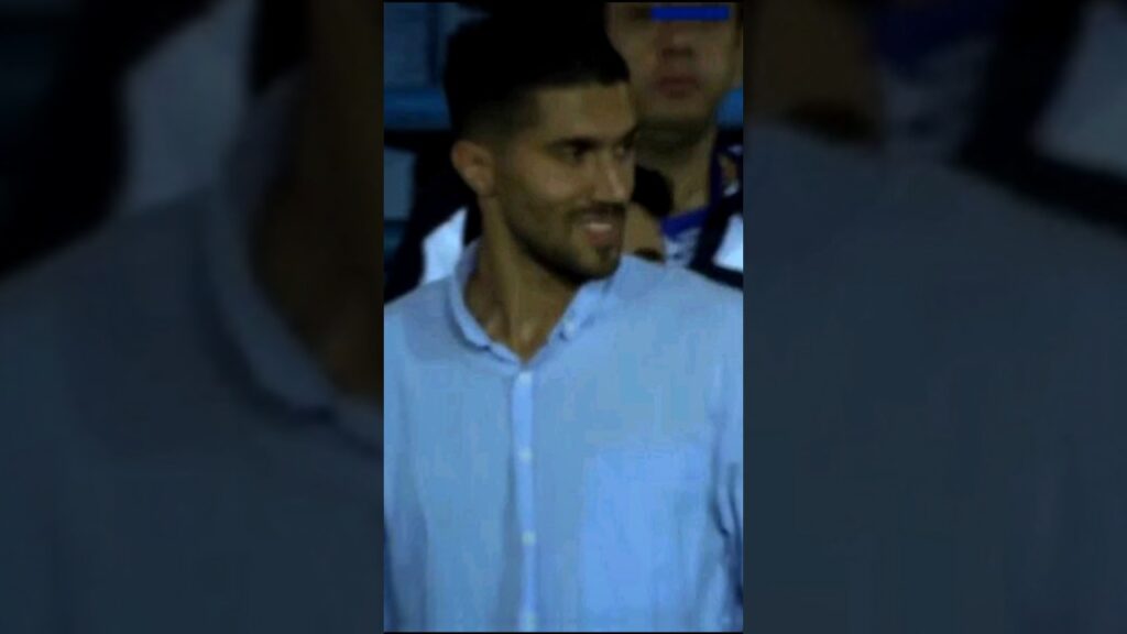 🔷 خنده‌های سیدحسین حسینی بعد از به ثمر رسیدن گل سوم ذوب آهن برابر استقلال.