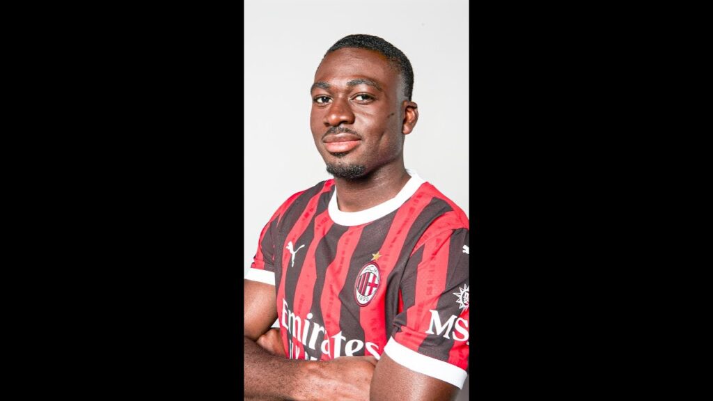 🏟️ Fofana at the base of midfield, coming to a #SerieAEnilive pitch near you 🔜 | #Shorts