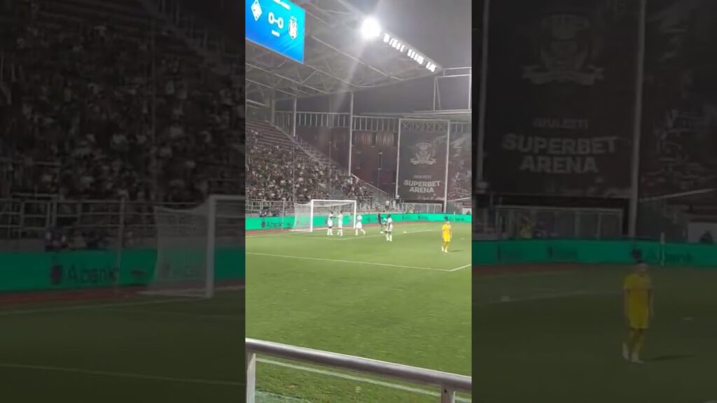 Dinamo Kiev vs Besiktas (Vincent Aboubakar face to face with Georgi Bushchan)