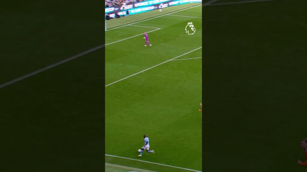 Gvardiol leaves the keeper standing still!