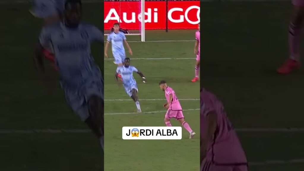 Messi ➡️ Alba. Magic ✨ @AppleTV