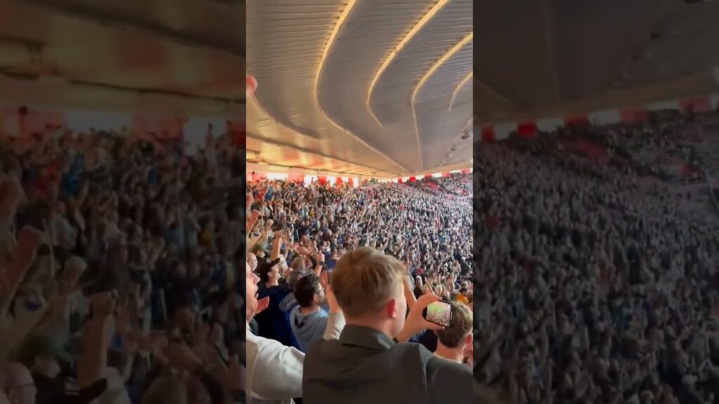 Leicester City fans sing 🇬🇭Jordan Ayew Chant after he scored the winner against Southampton