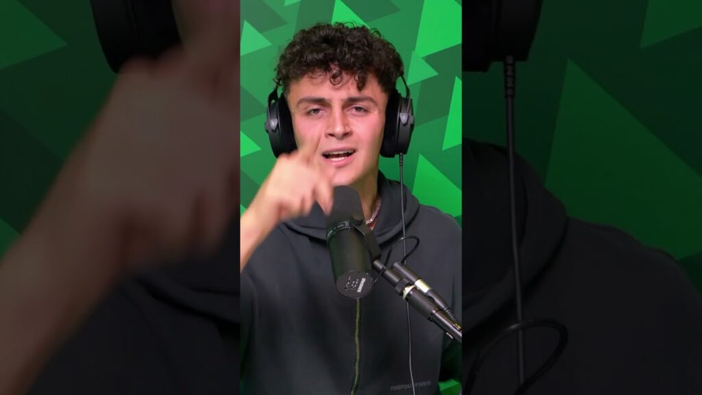 Chiedete scusa a Dusan Vlahovic🤫 #shorts #juventus