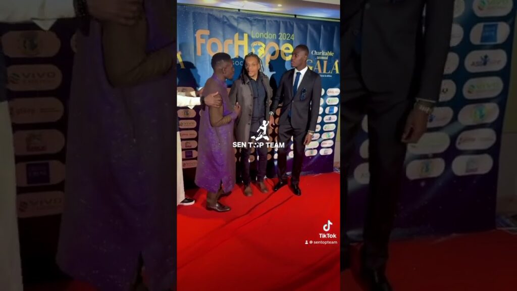 Cheikhou Kouyaté et sa femme,au gala de l’association Forhope à Londres