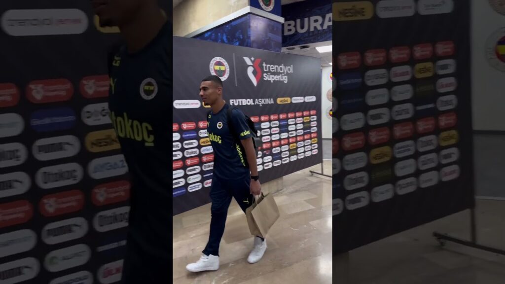 Alexander Djiku ve oğlu 😂