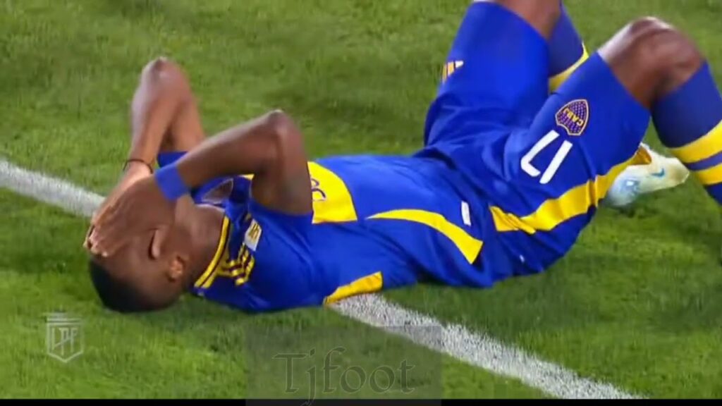 Highlights Boca Juniors vs. Deportivo Riestra 1-1  Cavani Equalize  for the home team