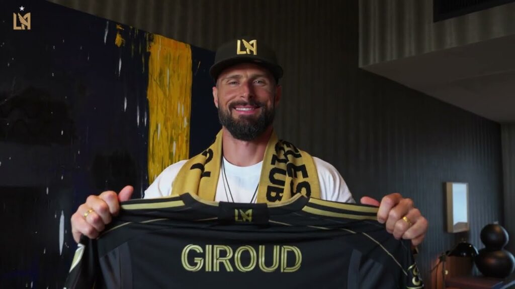 Giroud arrive à LA