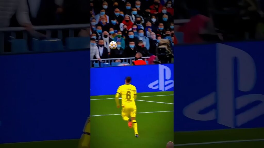 What a pass from Luka Modric 🇭🇷 #realmadrid #elclassico #ucl #halamadrid #modric