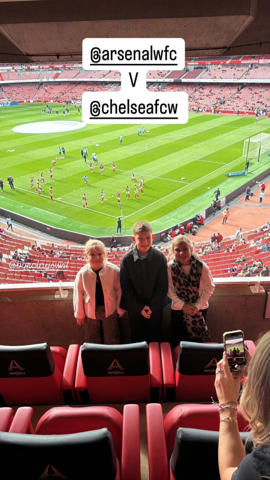 [Casey Stoney] A little family trip to the football. Thank you @ArsenalWFC for your hospitality