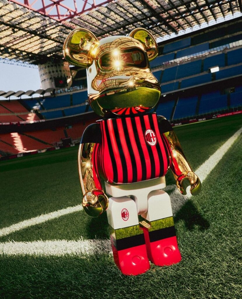 Ac Milan collaboration with BE@RBRICK in celebration of the club’s 125th anniversary.