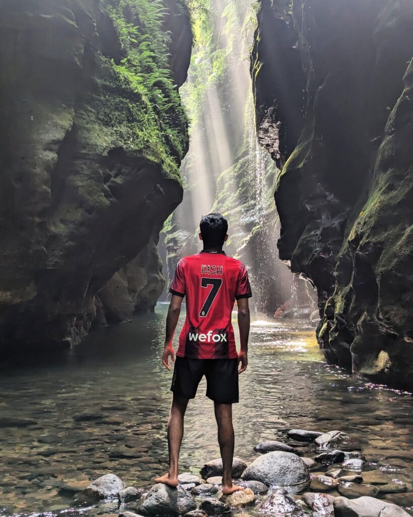 A couple pictures with my 23/24 Home Kit.