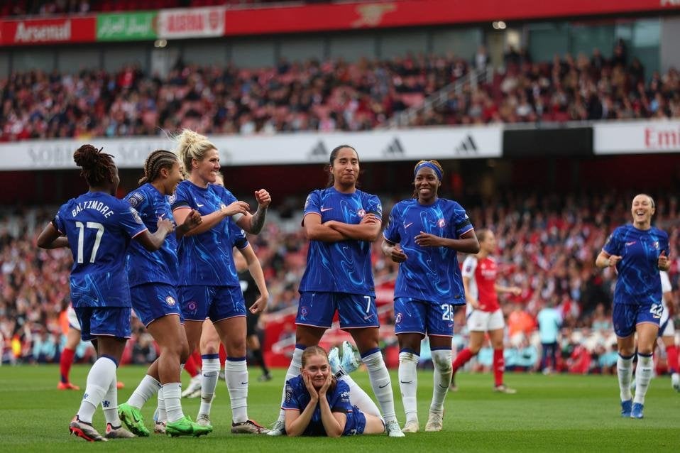 [Asif Burhan] After draws against Manchester City and Everton at the Emirates Stadium, Arsenal have failed to win any of three successive games at home in the @BarclaysWSL for the first time in ten years. #ARSCHE