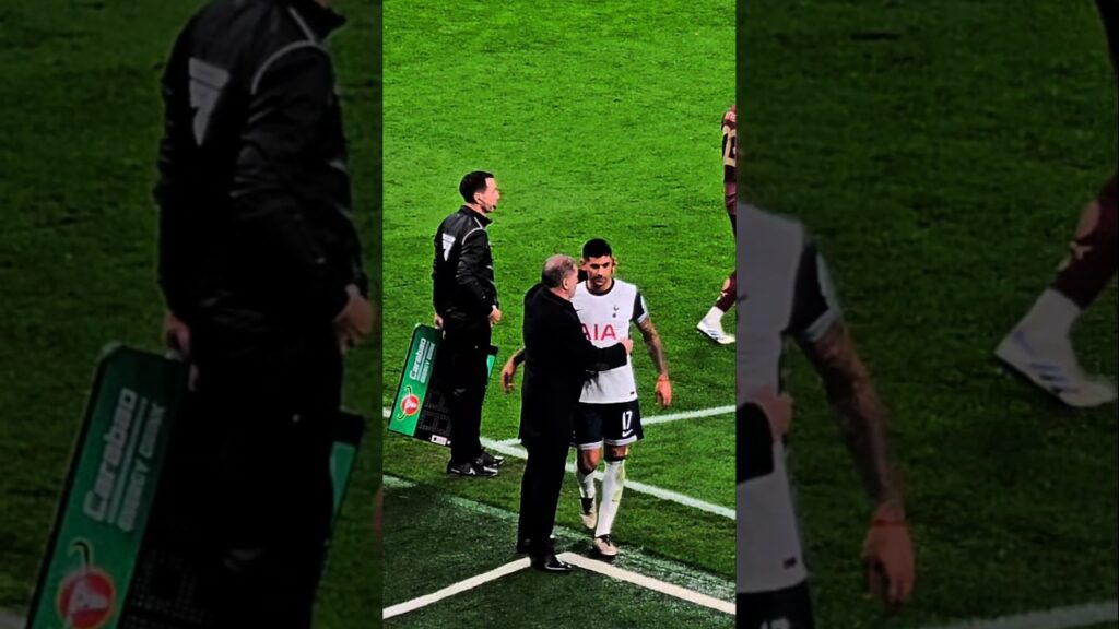 ANGE POSTECOGLOU HUGS CRISTIAN ROMERO: The Tottenham Boss Hugging the Captain: Tottenham v Man City