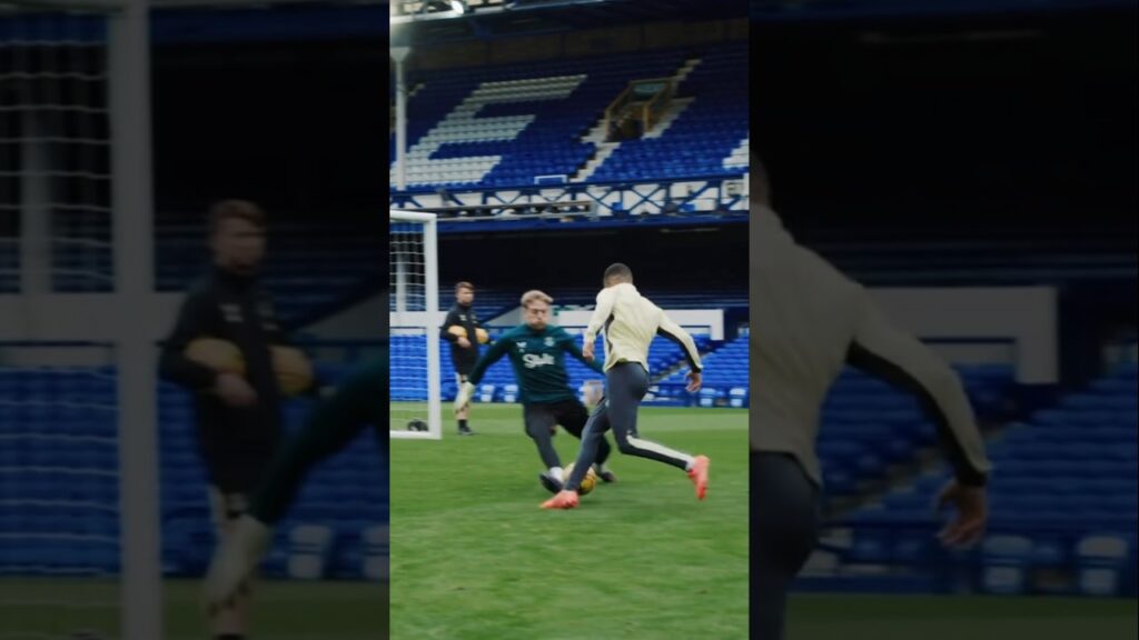 Everton : Iliman Ndiaye humilie tout le monde à l'entraînement